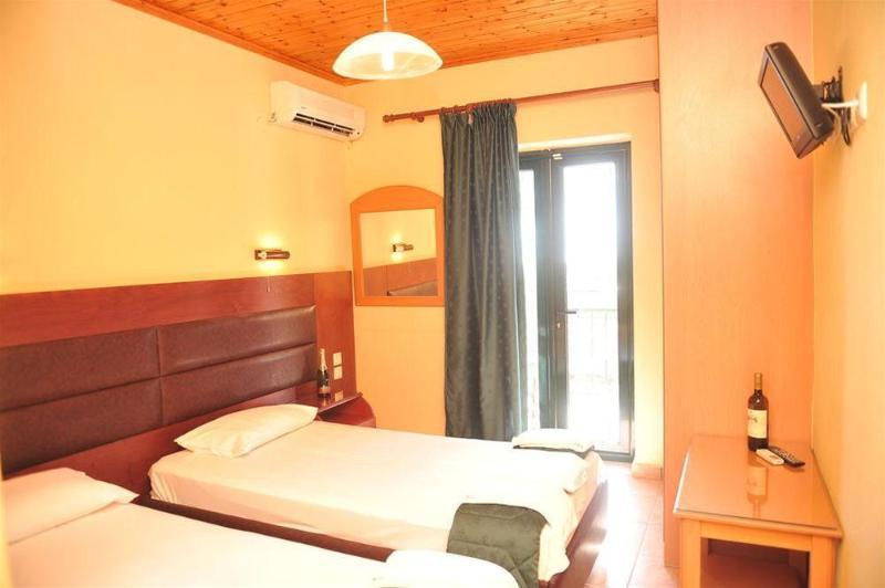 Kerkyra Beach Hotel & Apartments Benitses  Luaran gambar
