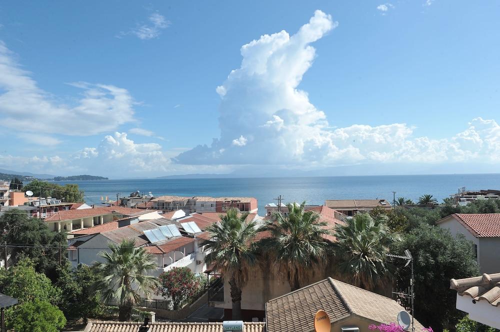 Kerkyra Beach Hotel & Apartments Benitses  Luaran gambar
