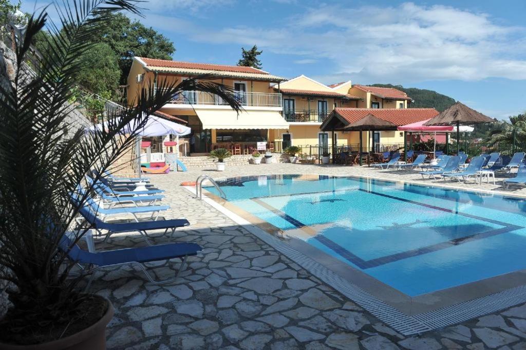 Kerkyra Beach Hotel & Apartments Benitses  Luaran gambar