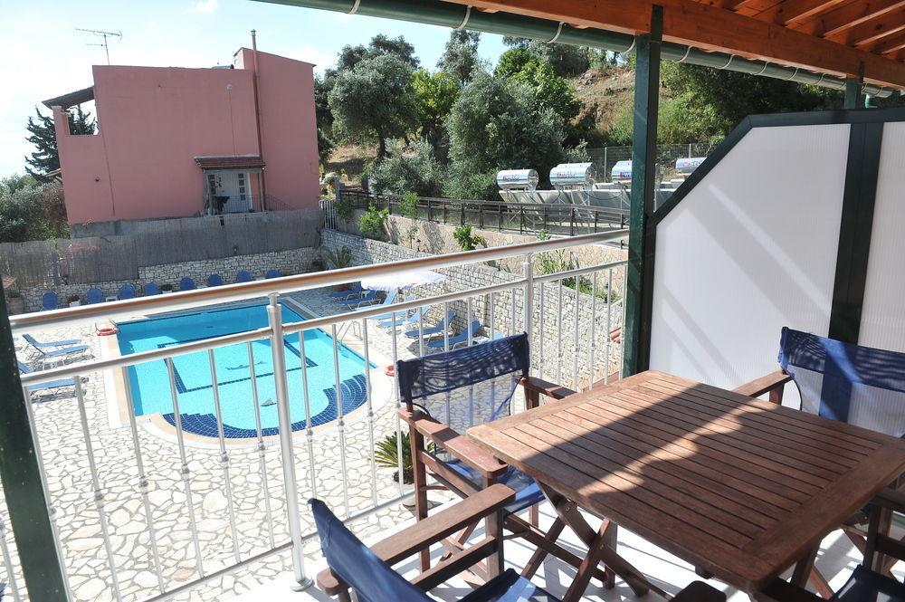 Kerkyra Beach Hotel & Apartments Benitses  Luaran gambar