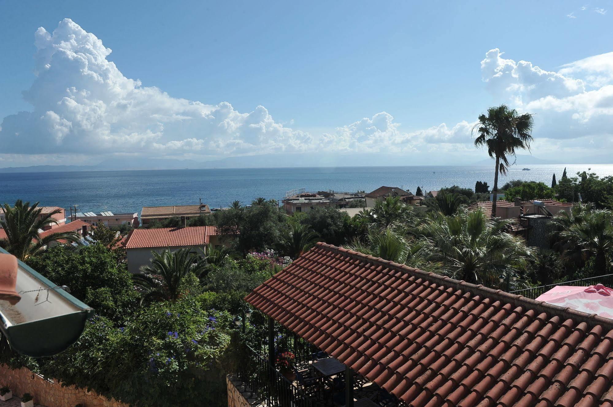 Kerkyra Beach Hotel & Apartments Benitses  Luaran gambar