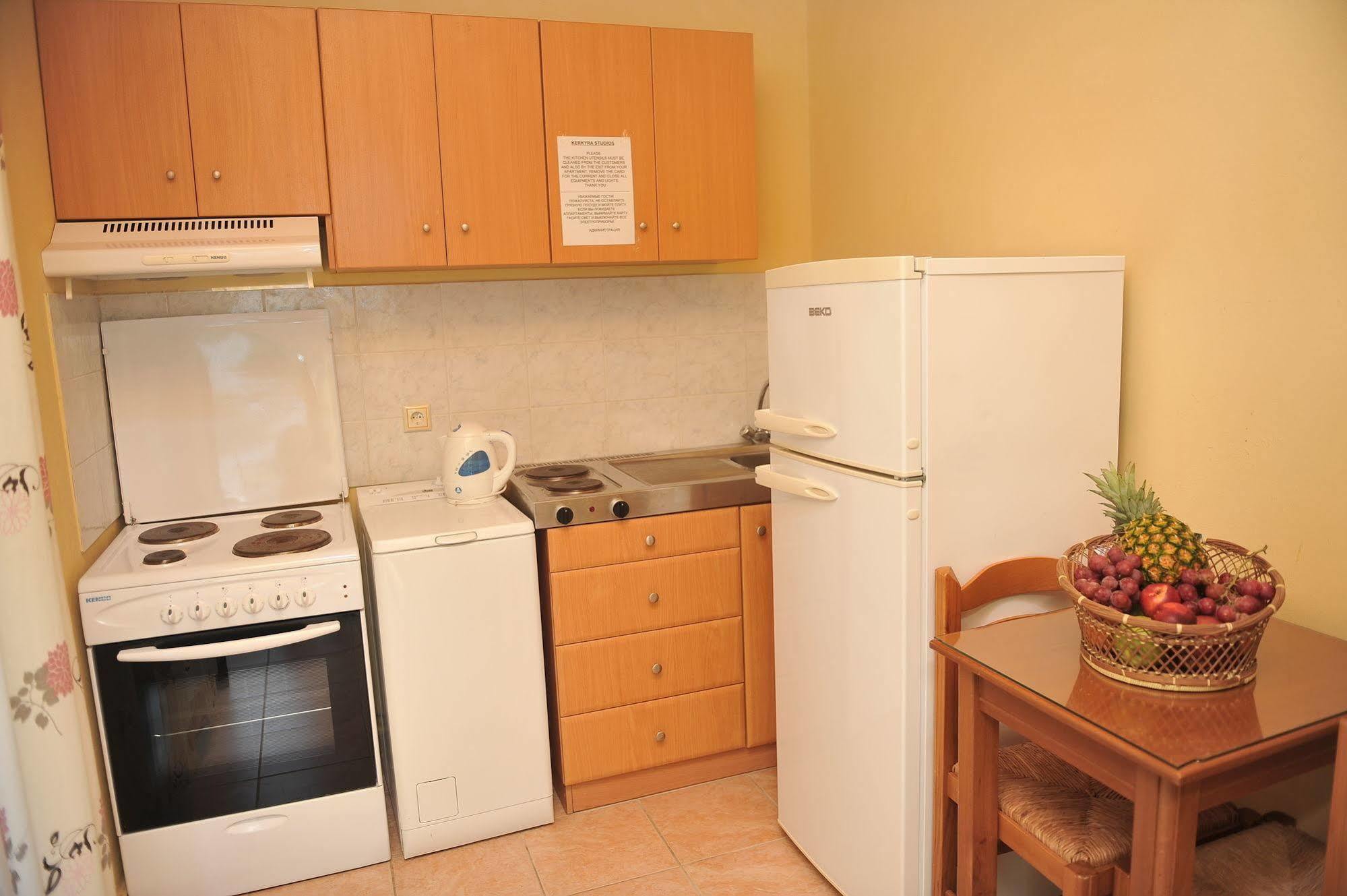 Kerkyra Beach Hotel & Apartments Benitses  Luaran gambar